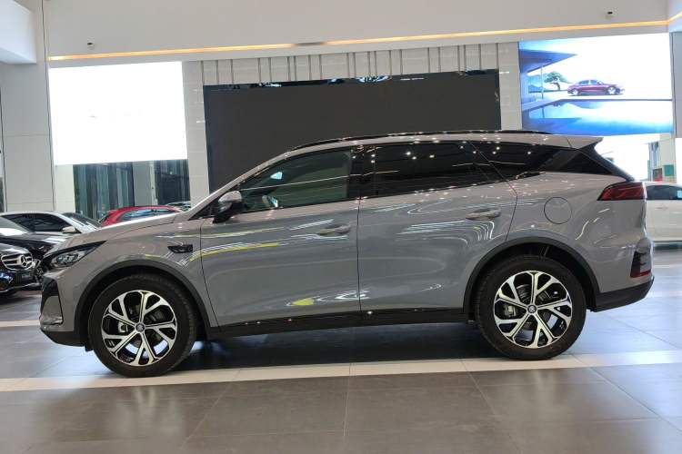 Used BYD Tang New Energy 2025 Intelligent Driving Version DM-i 115KM Flagship Edition
