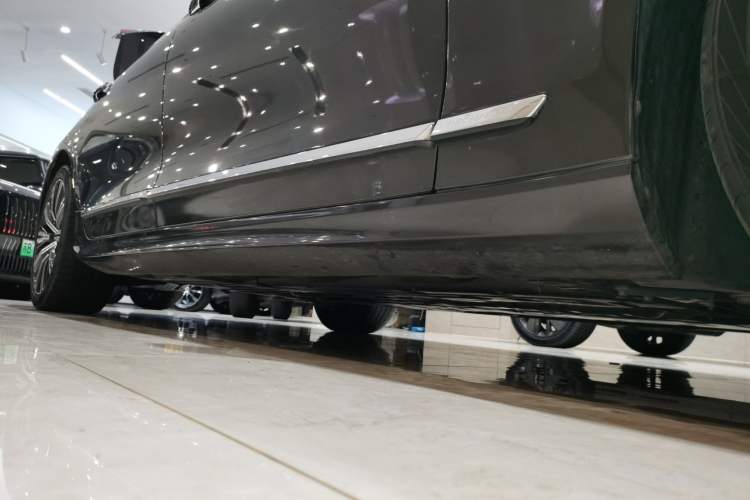 Used Volvo S90 New Energy 2022 T8 eDrive Hybrid Luxury Edition
