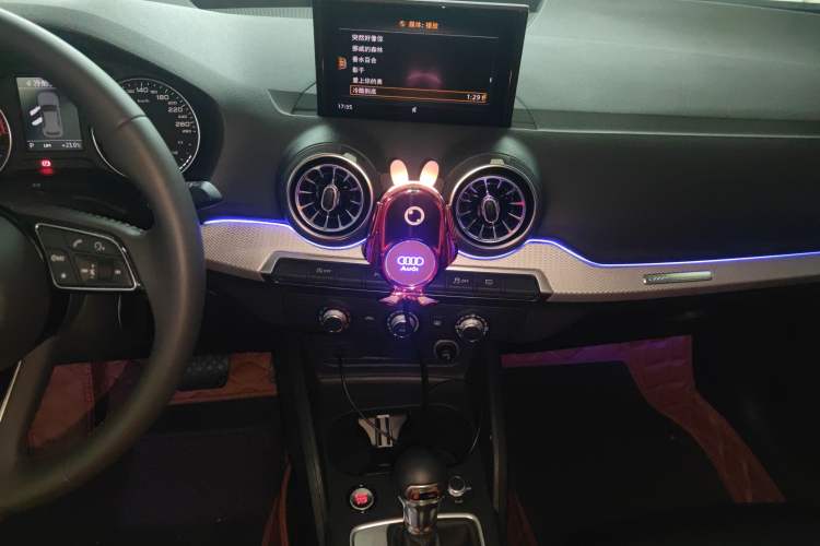 Used Audi Q2L 2021 35 TFSI Progressive Dynamic Edition
