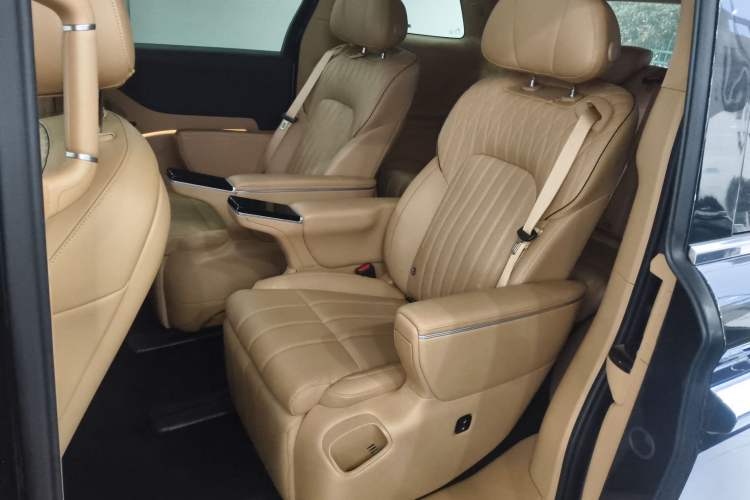 Used VOYAH Dream 2025 PHEV Four-Wheel-Drive Flagship Kunpeng Edition