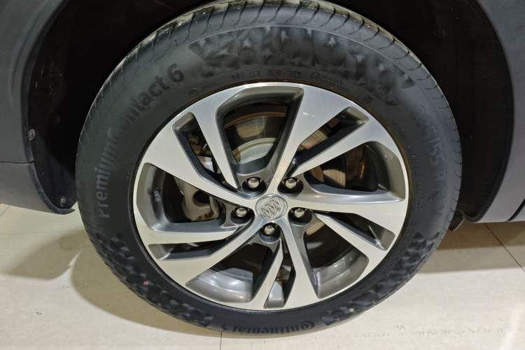 Used Buick Envision 2020 Onix S 652T Two-Wheel Drive Elite Model
