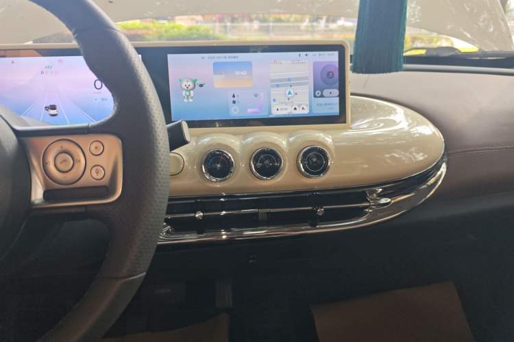 Used Wuling Bingo 2023 333 km Lingxi Connected Version
