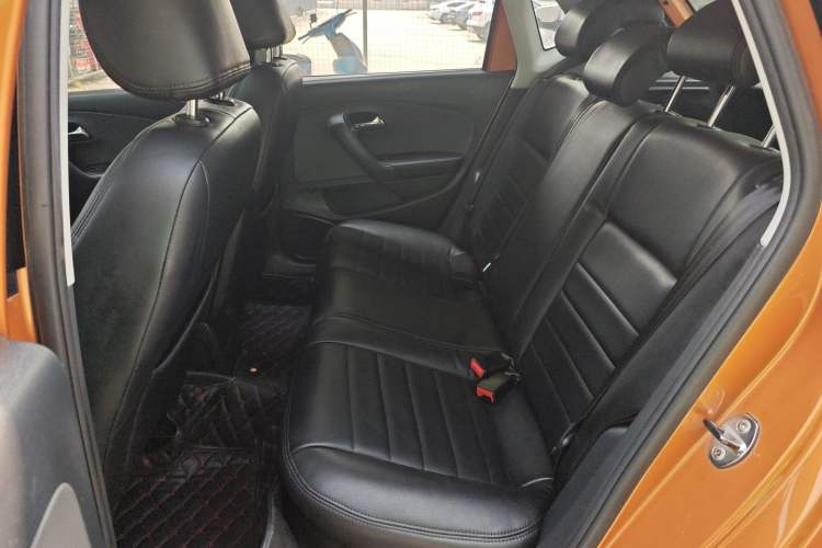 Used Volkswagen Polo 2014 1.6L Cross Polo Automatic