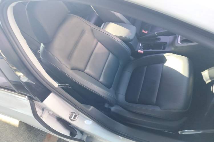 Used Volkswagen Sagitar 2017 230TSI Automatic Comfort Version