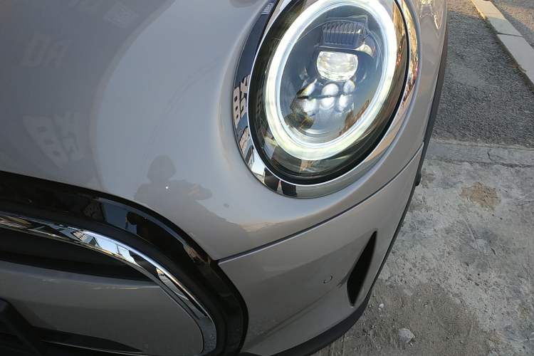 Used MINI MINI 2022 1.5T COOPER Artist Five-Door Edition