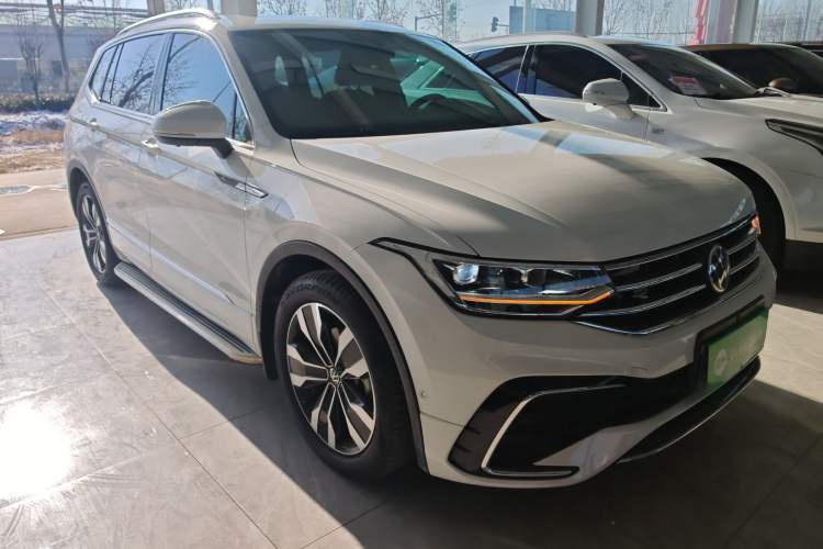 Used Volkswagen Tiguan L 2022 330TSI Automatic Two-Wheel Drive R-Line Enhanced Edition
