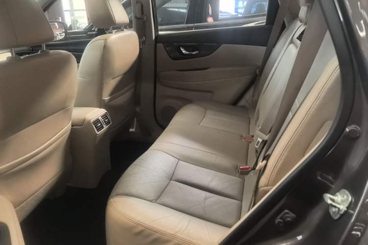 Used Nissan X-Trail 2017 2.0L CVT Comfort Edition 2WD
