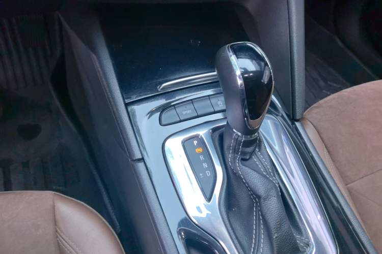 Used Buick Regal 2017 20T Luxury Model