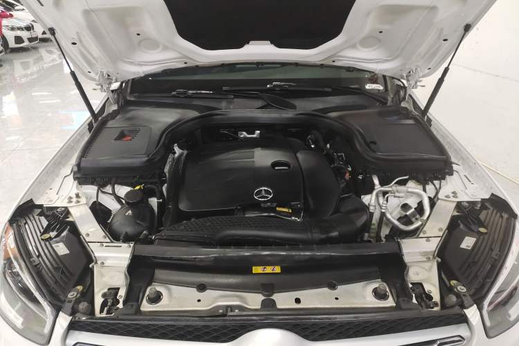 Used Mercedes-Benz GLC 2020 GLC 260 L 4MATIC Dynamic Model
