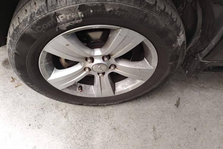 Used  Compass 2014 2.0L two-wheel drive sport version
