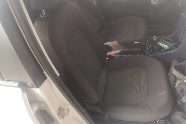 Used Volkswagen Jetta 2017 1.5L Manual Fashion Edition
