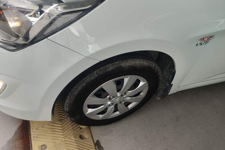 Used Hyundai Verna 2014 1.4L Manual Smart GLS Trim
