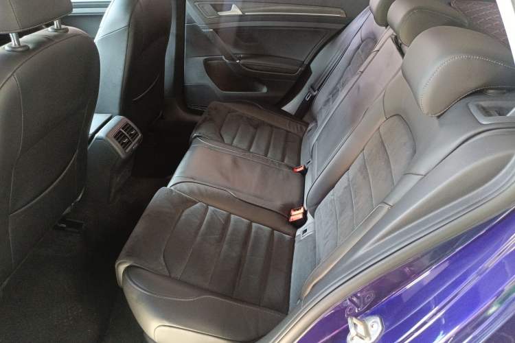 Used Volkswagen Golf 2018 230TSI Automatic Luxury Version