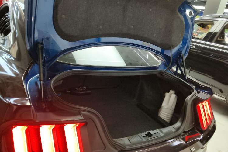 Used Ford Mustang 2021 2.3T EcoBoost
