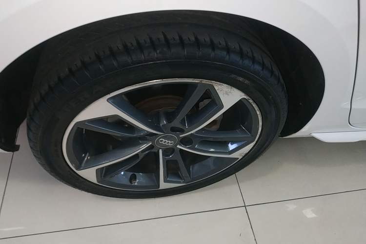 Used Audi A4L 2020 40 TFSI Fashion Dynamic Model
