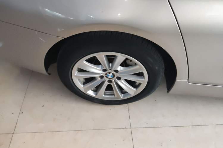 Used BMW 5 Series 2017 520Li Elegant Edition
