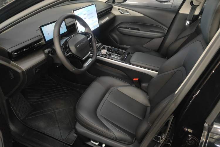 Used Wuling Xingguang 2024 Co-Creation Edition 510 Advanced Model
