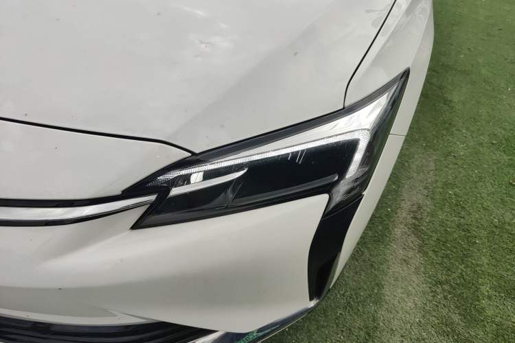 Used Buick Velite 6 2023 430km Range Commuter Version
