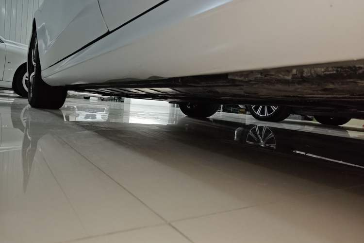 Used Mercedes-Benz E-Class 2017 Restyled E 300 Sport Edition
