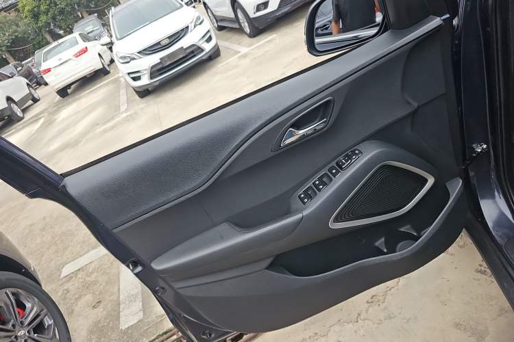 Used Hyundai ix35 2019 2.0L Automatic 2WD Zhiyong·Changxiang Edition China VI Standard
