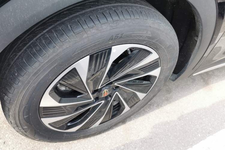 Used Hongqi HS7 PHEV 2024 2.0T PHEV Four-Wheel Drive Flagship Edition 7 Seats