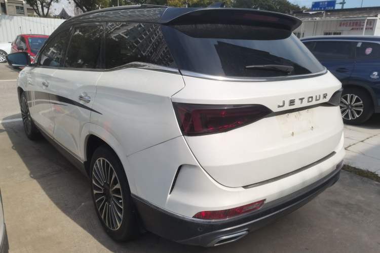 Used JETOUR X95 2020 1.6T DCT Love Pro Edition 6-Seater
