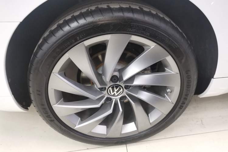 Used Volkswagen FAW-Volkswagen CC 2023 380TSI Striking Edition
