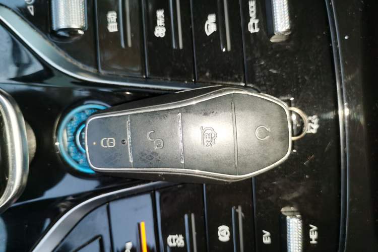 Used BYD Qin PLUS 2023 Champion Edition DM-i 55KM Leading Model
