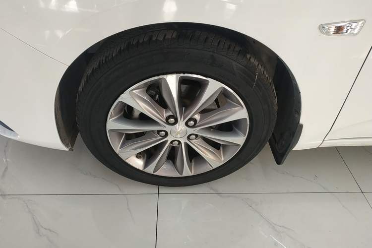 Used Chevrolet Monza 2022 320 Automatic Enjoyment Sunroof Version
