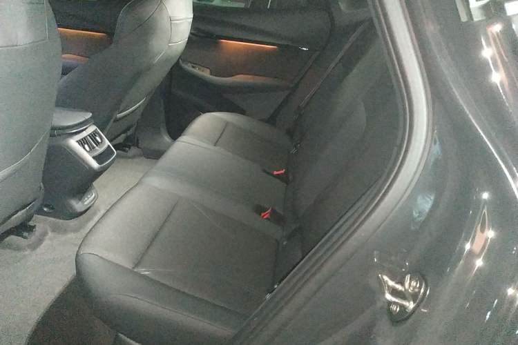 Used Volkswagen ID.UNYX 2024 Pro Long-Range Version
