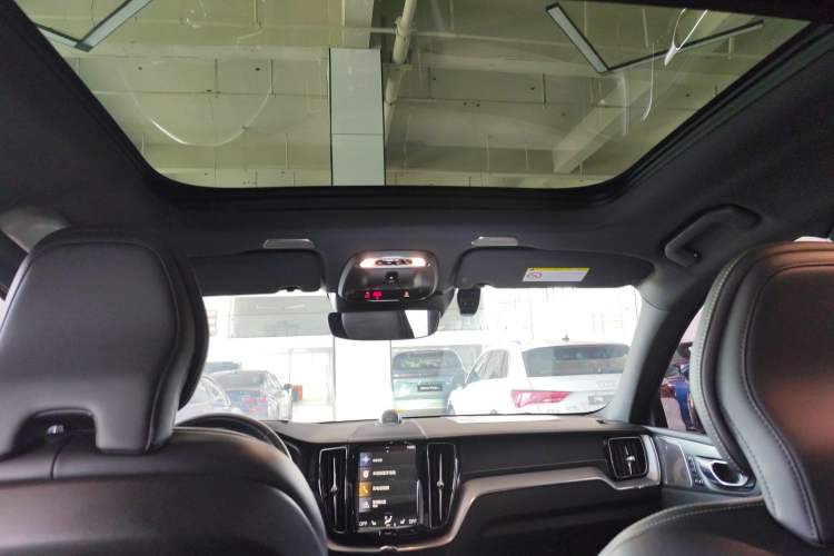 Used Volvo XC60 2020 T5 4x4 Smart & Dynamic Sport Edition
