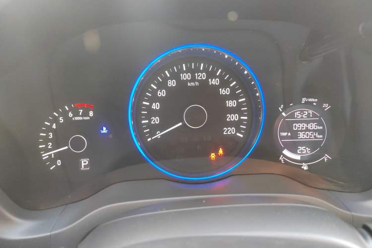 Used Honda Vezel 2016 1.8L CVT Front-Wheel Drive Pioneer Edition
