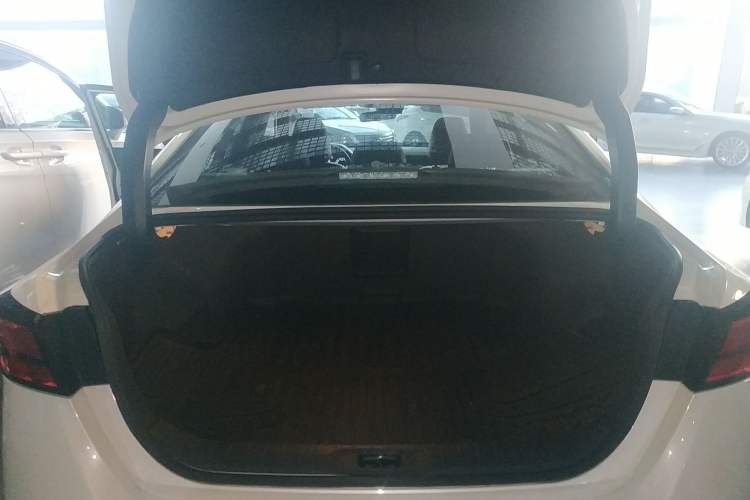 Used Nissan Teana 2020 Revised Version 2.0L XL Comfort Edition
