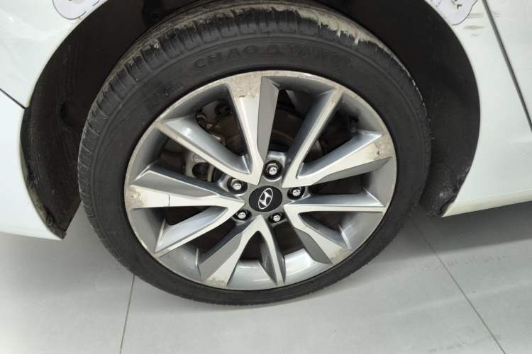 Used Hyundai Elantra (5th Generation / Langdong) 2015 1.6L Automatic Leading Model