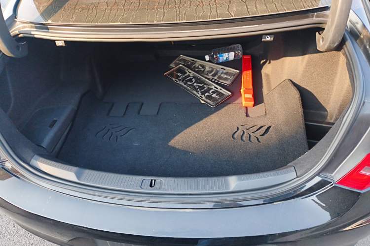 Used Buick LaCrosse 2016 20T Luxury Model
