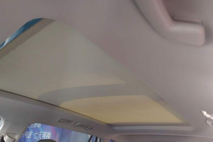 Used Volkswagen Tiguan L 2021 330TSI Automatic Two-Wheel Drive Smart Edition