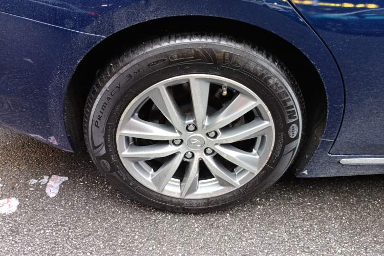 Used Infiniti Q50L 2016 2.0T Enjoyment Edition
