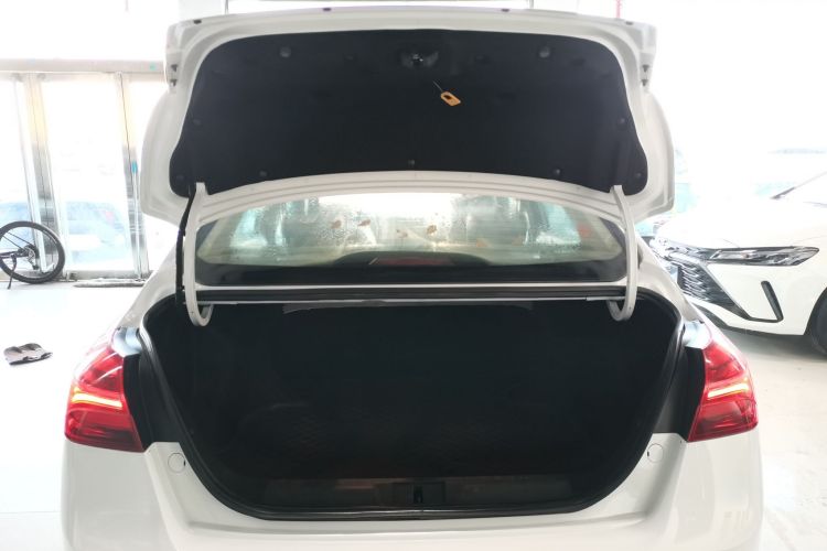 Used Geely Auto Emgrand 2018 1.5L Manual Upward Connect Edition
