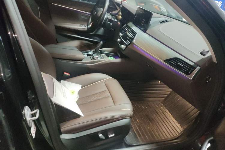 Used BMW 5 Series 2022 Updated 530Li Leading Edition Luxury Package
