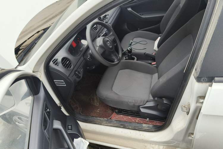 Used Volkswagen Jetta 2015 Value Edition 1.6L Manual Fashionable Style