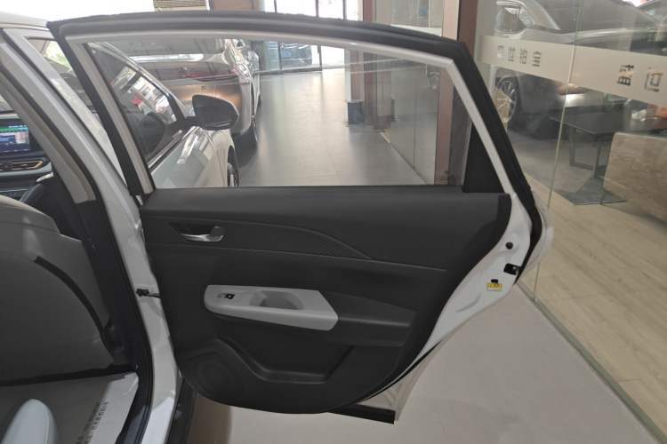 Used Dongfeng Aeolus E70 2023 PRO Smart Drive Edition