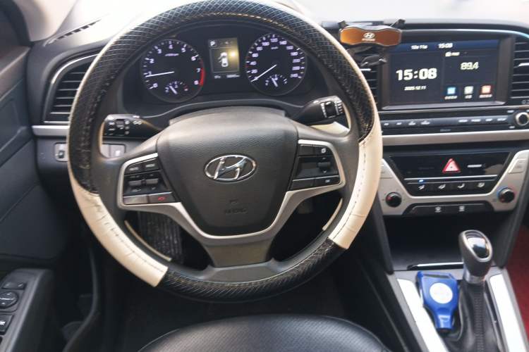 Used Hyundai Elantra 2016 1.6L Automatic ZhiXuan – Elite Version
