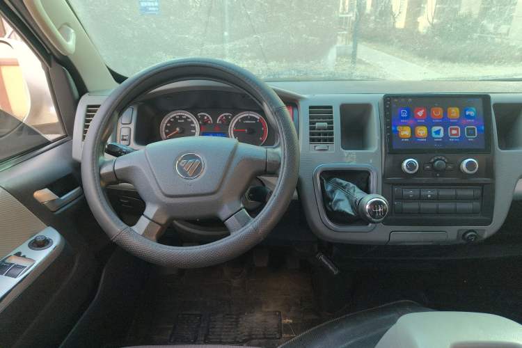 Used Foton Scenic G9 2020 2.8T Diesel Commercial Version Long Wheelbase High Roof 6-Seater with Clear Windows 4J28TC3