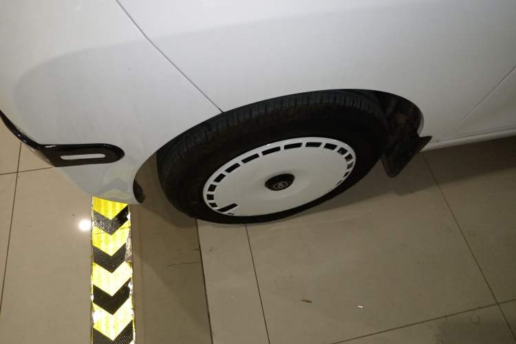 Used Chery QQ Ice Cream 2024 Edition Youth Version 205km Sundae