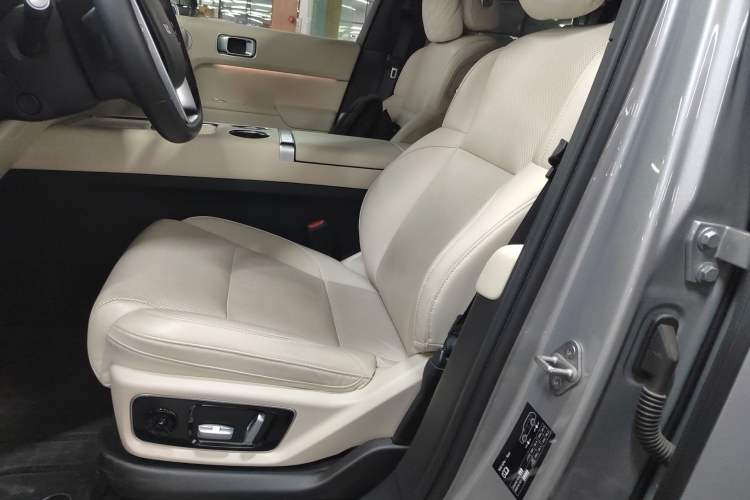 Used Li Auto L7 2023 Pro Model
