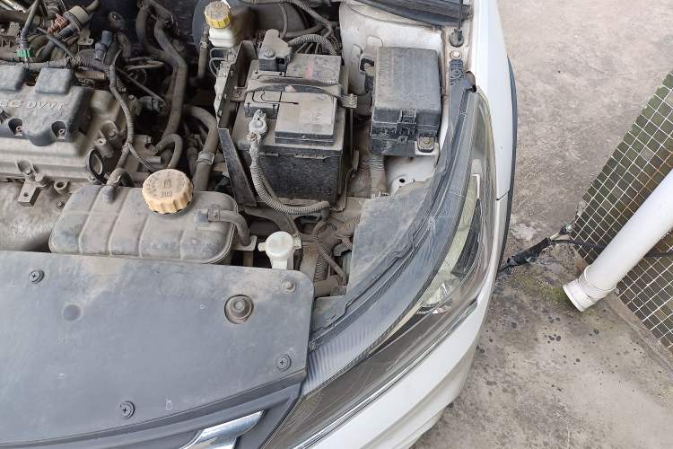 Used Baojun 310W 2017 1.5L Manual Comfort Model China V Standard
