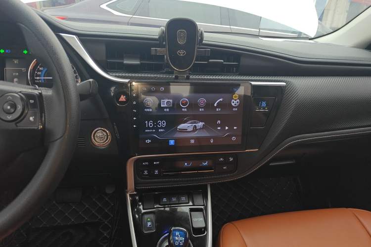 Used Toyota Levin 2017 Revised Dual-Engine 1.8H GS E-CVT Elite Sunroof Version China V Standard