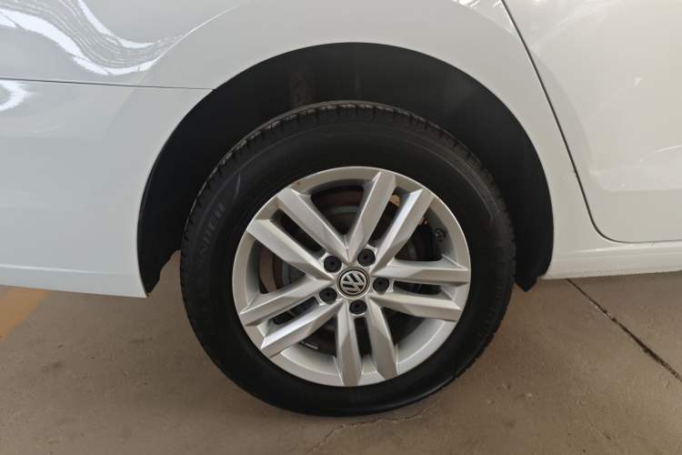 Used Volkswagen Jetta 2019 Dream Edition 1.4L Manual Fashion Version