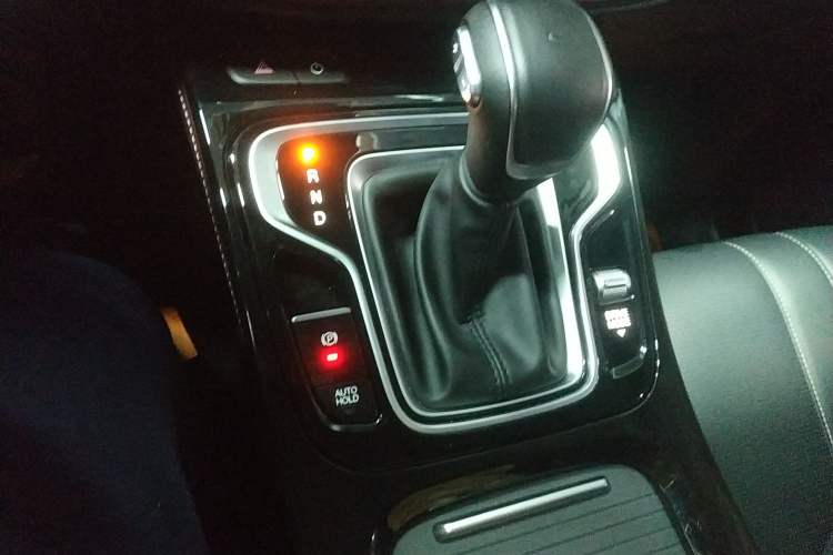 Used GAC Trumpchi M6 2023 PRO 270T DCT Luxury Edition
