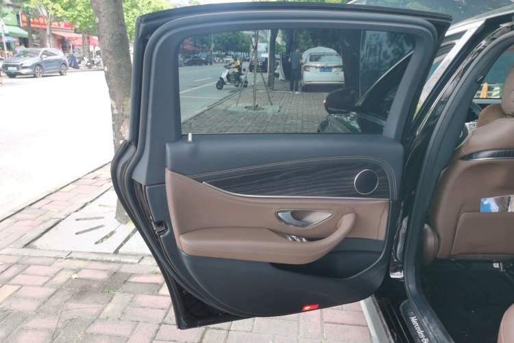 Used Mercedes-Benz E-Class 2020 Restyled E 300 L Sporty and Stylish Edition